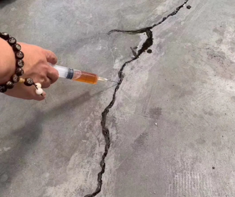 普定混凝土裂缝修补技术详解​